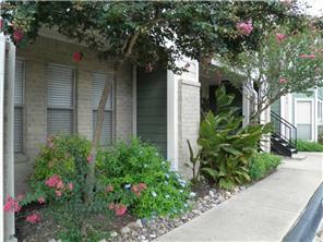 Property Photo:  2104 Cullen Avenue 207  TX 78757 