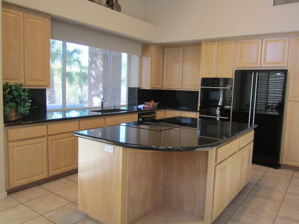 Property Photo:  12018 E Mission Lane Circle  AZ 85259 