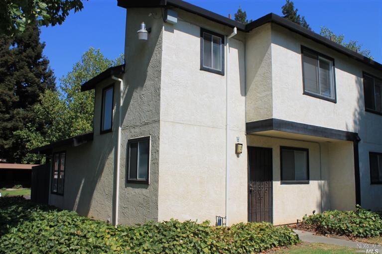 Property Photo:  1960 Grande Circle 40  CA 94533 