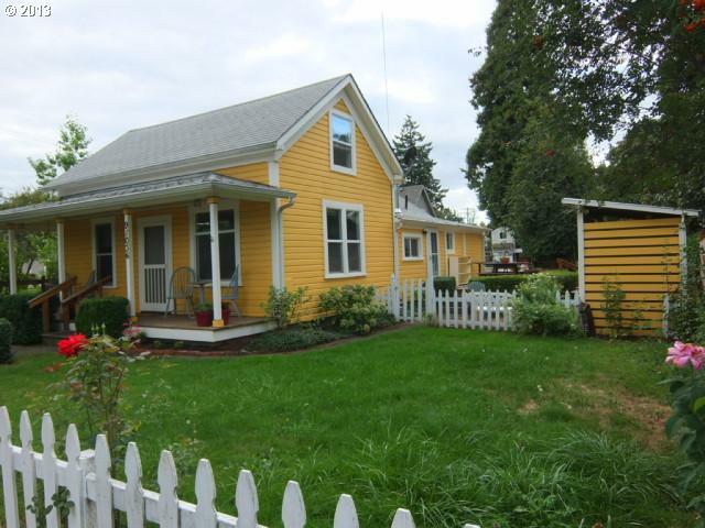 Property Photo: 91036 S Skinner St OR 97408