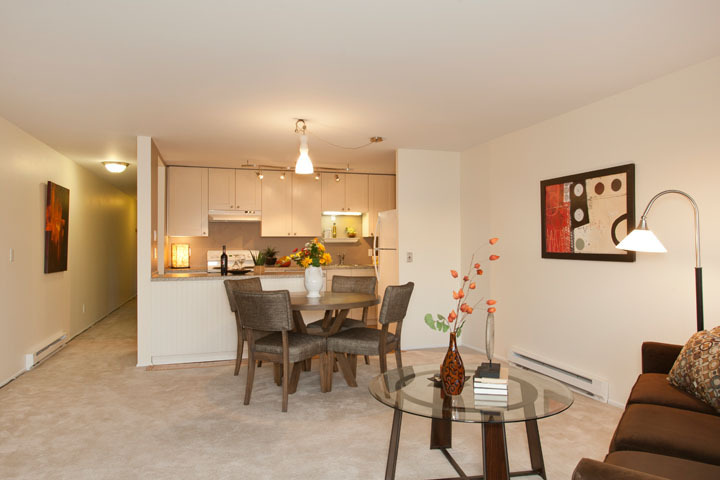 Property Photo:  303 N 44th St 205  WA 98103 