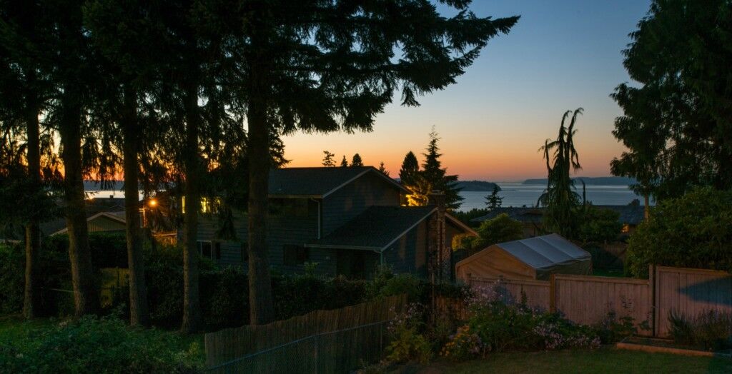 Property Photo:  3003 52nd Place SW  WA 98203 