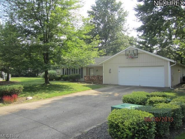 Property Photo:  10776 Creek Stone Circle  OH 44149 