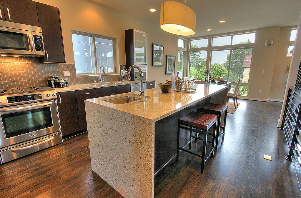 Property Photo: 223 NW 87th St WA 98117