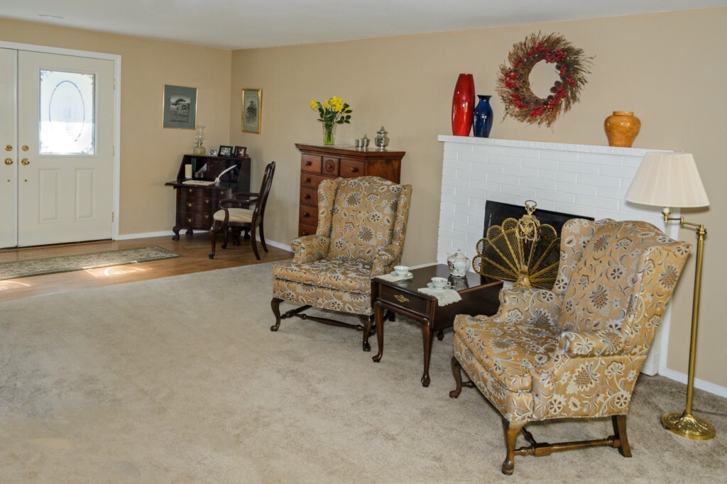 Property Photo: 18504 NE 21st St WA 98052