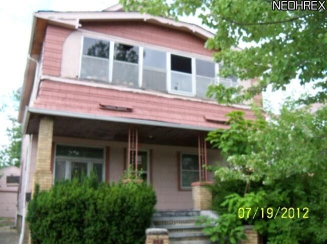 Property Photo:  14301 Kingsford Avenue  OH 44128 