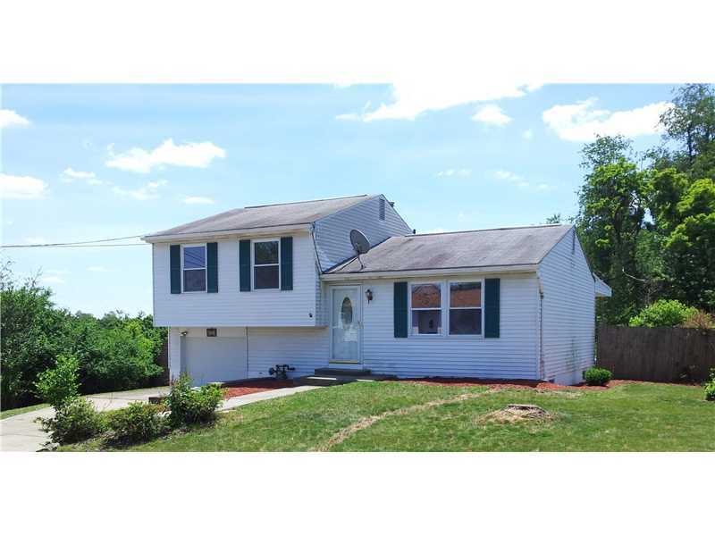 Property Photo:  3098 Countryside Drive  PA 15101 