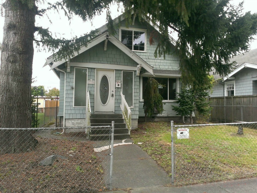 Property Photo:  1315 S L St  WA 98405 