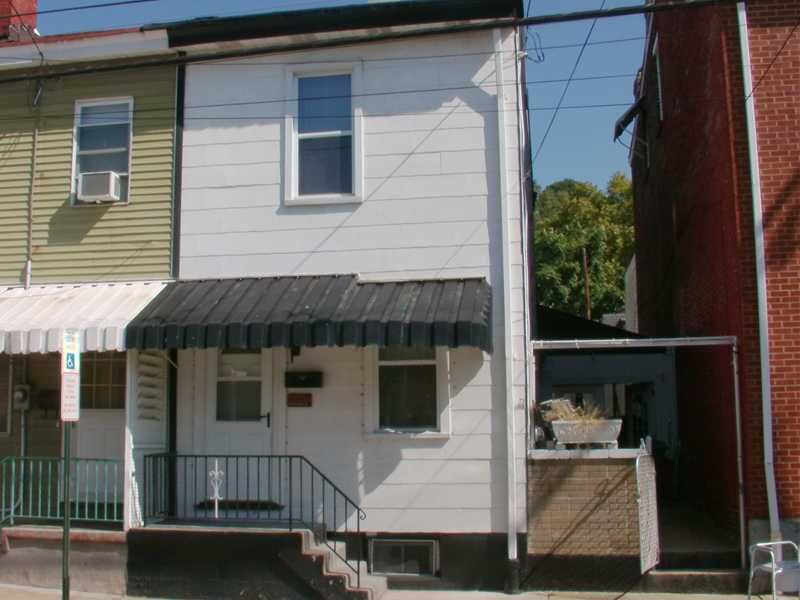 Property Photo:  146 Lincoln Ave  PA 15209 