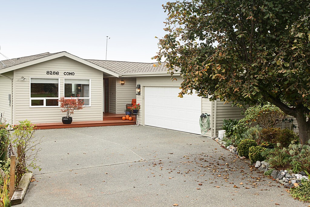 Property Photo: 8286 Coho Wy WA 98236