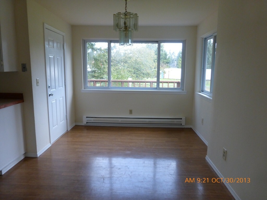 Property Photo: 3607 192nd St E WA 98446