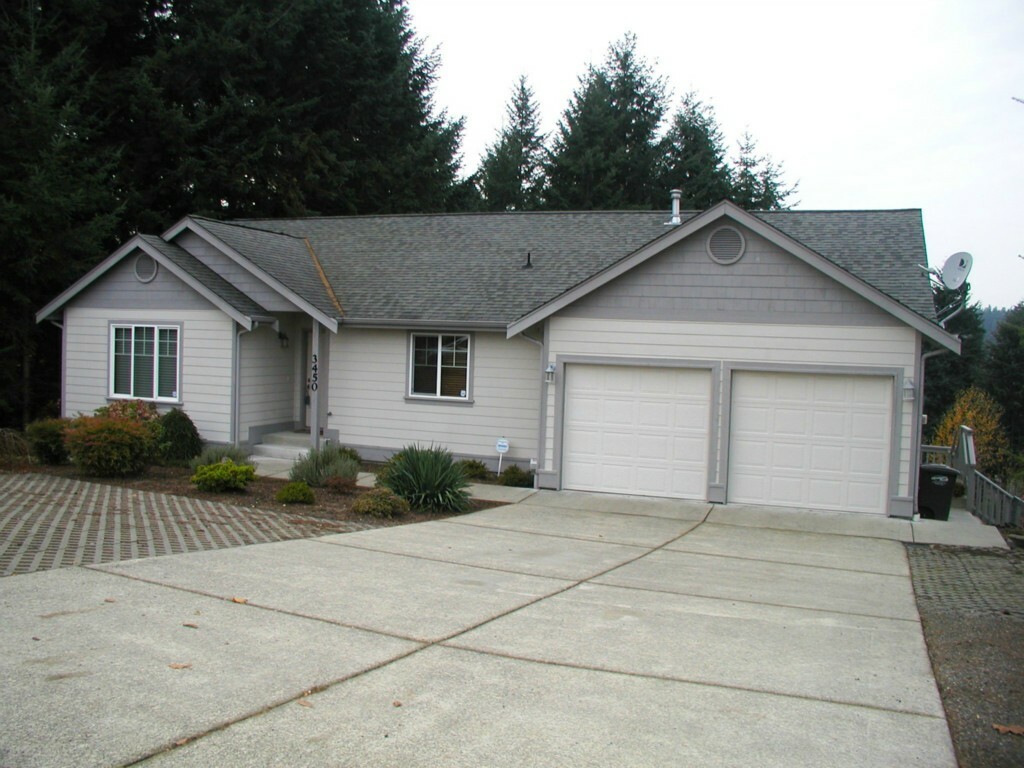 Property Photo:  3450 Orchard St W  WA 98466 