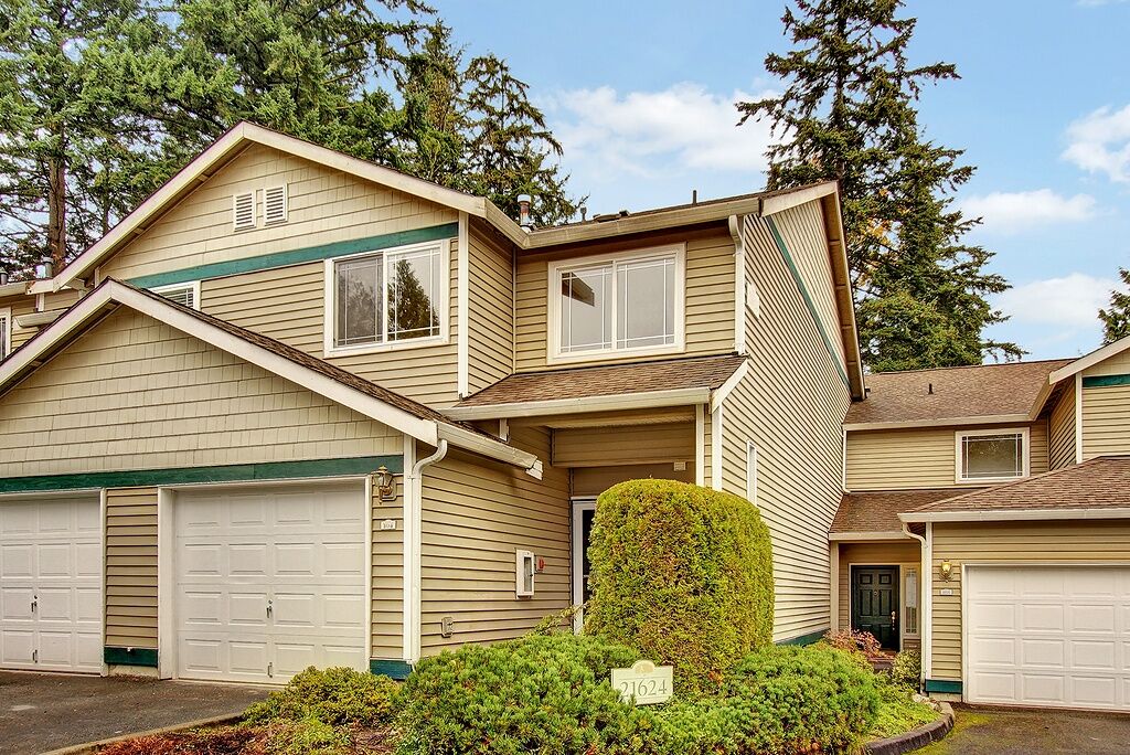 Property Photo: 21624 9th Ave SE D104 WA 98021