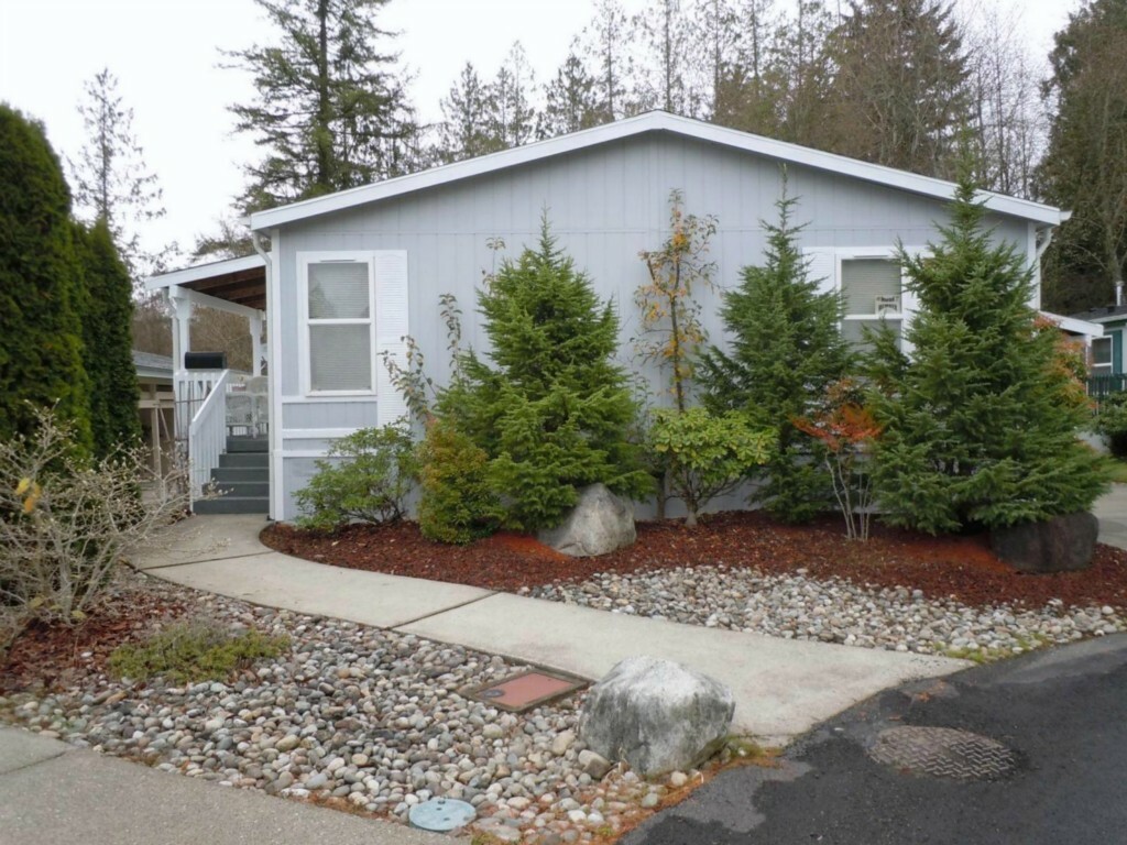 Property Photo: 1015 NE Saturn Lane WA 98311