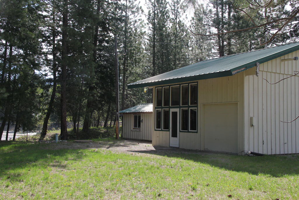 Property Photo:  18121 Highway 20  WA 98862 