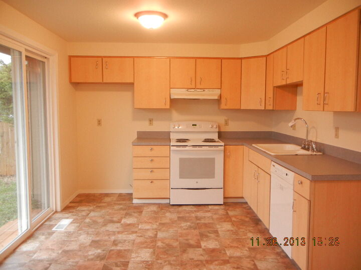 Property Photo: 4415 30th St NE WA 98422