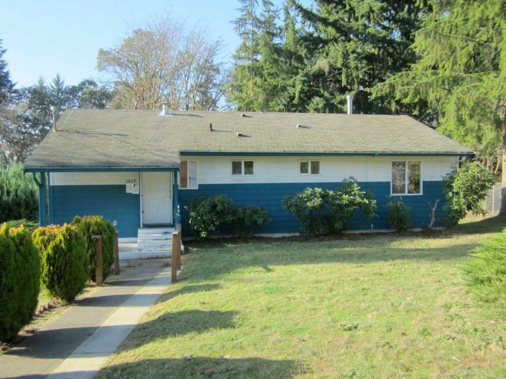 Property Photo: 2837 Clare Ave WA 98310