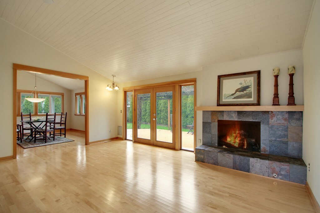 Property Photo: 7315 127th Ave SE WA 98056