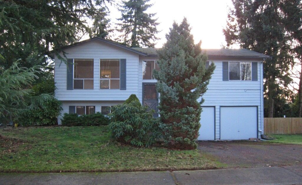 House for sale in Renton 13805 SE 173rd Place, Renton, WA 98058