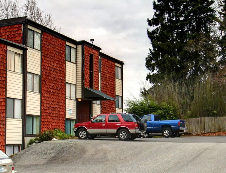 Property Photo: 1314 Orleans St WA 98229