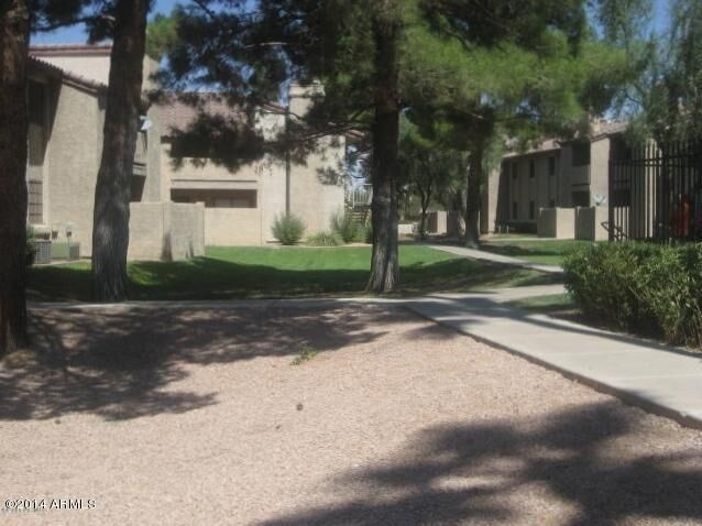 Property Photo: 533 W Guadalupe Road 2032 AZ 85210
