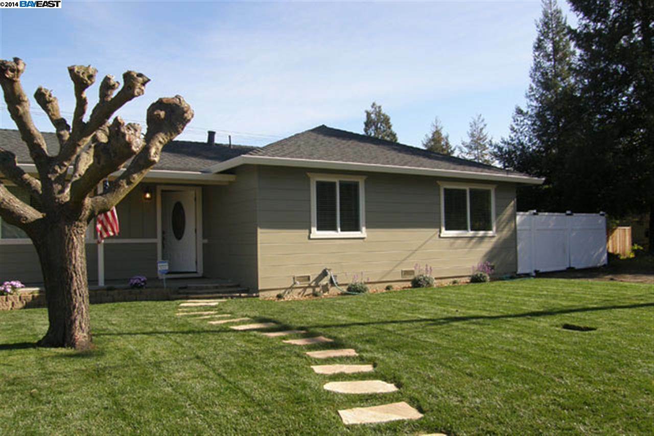 Property Photo: 4749 Laura Drive CA 94521