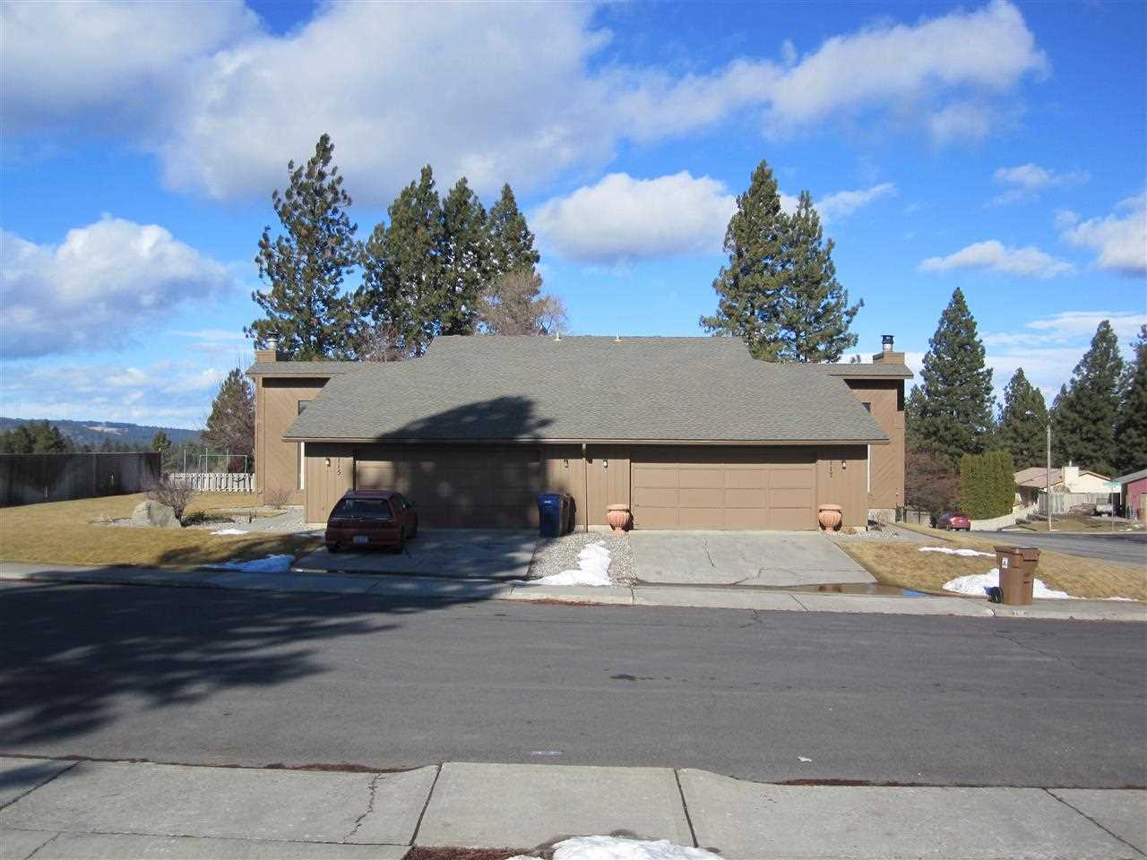 Property Photo: 115-117 E Stonewall Ave WA 99208