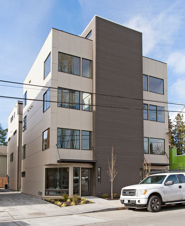 Property Photo: 8911A Roosevelt WA 98115