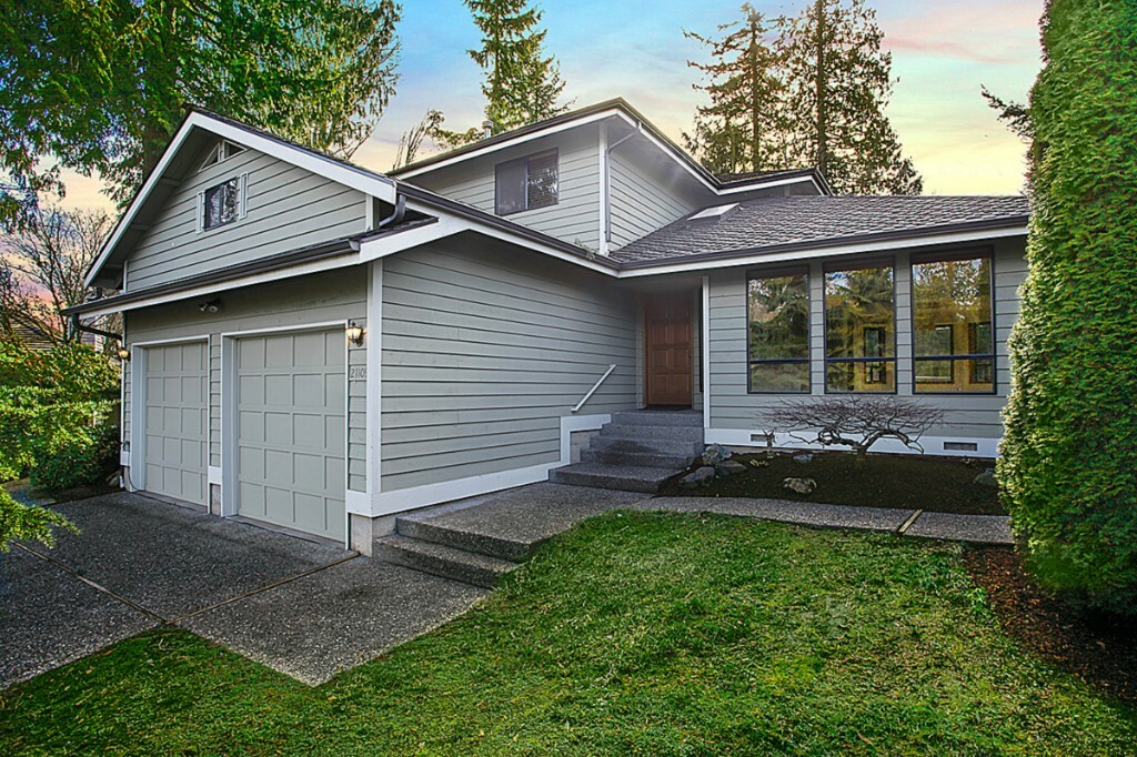 Property Photo:  21109 NE 43rd  Place  WA 98074 