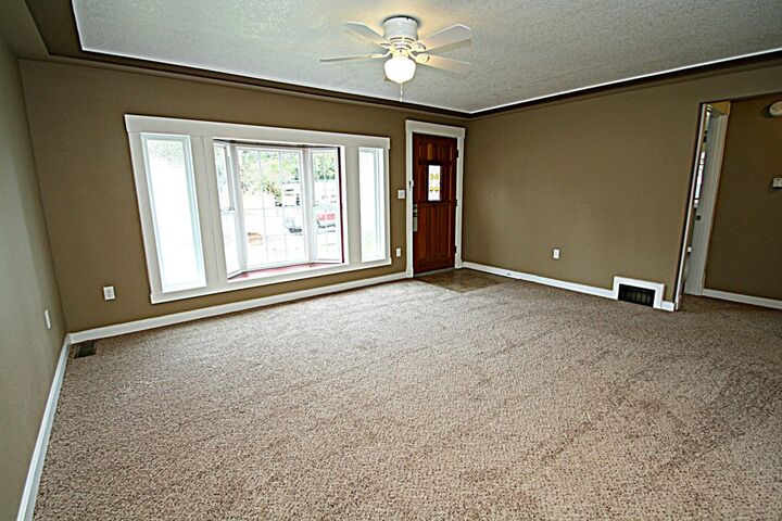 Property Photo:  320 118th Street S  WA 98444 