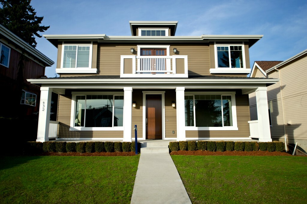 Property Photo: 132 7th Avenue WA 98033