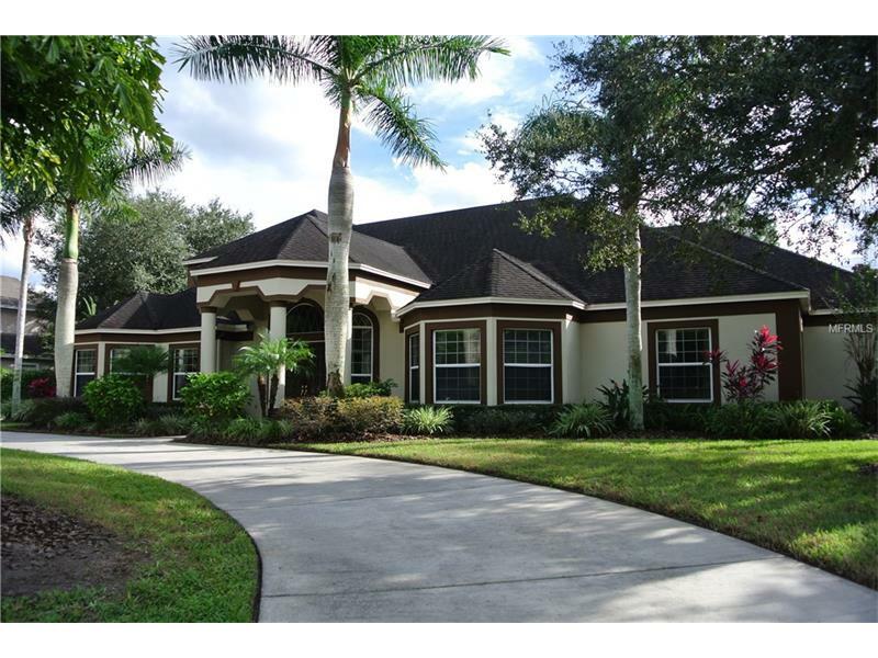 Property Photo:  16904 Candeleda De Avila  FL 33613 