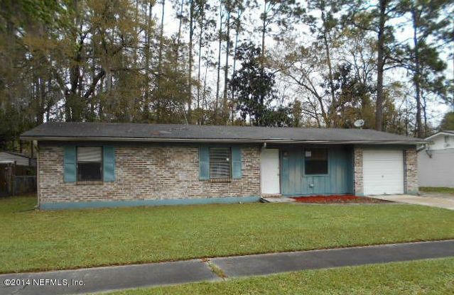 Property Photo:  5125 Broken Arrow Drive N  FL  