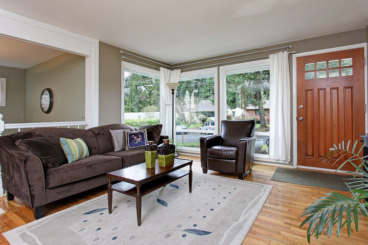 Property Photo:  1249 NE 168th Street  WA 98155 