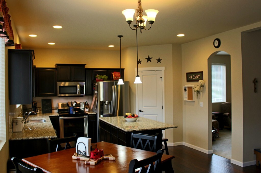 Property Photo: 20512 95th Av Ct E WA 98338