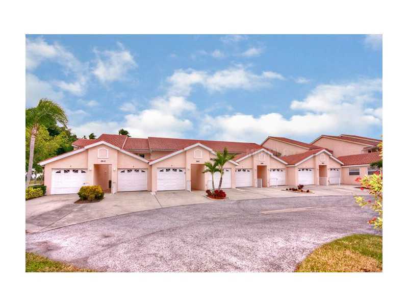 Property Photo:  2608 Waterford Way B  FL 34221 
