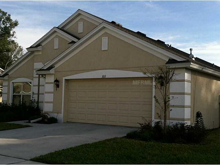 Property Photo:  322 Parsons Woods Drive  FL 33584 
