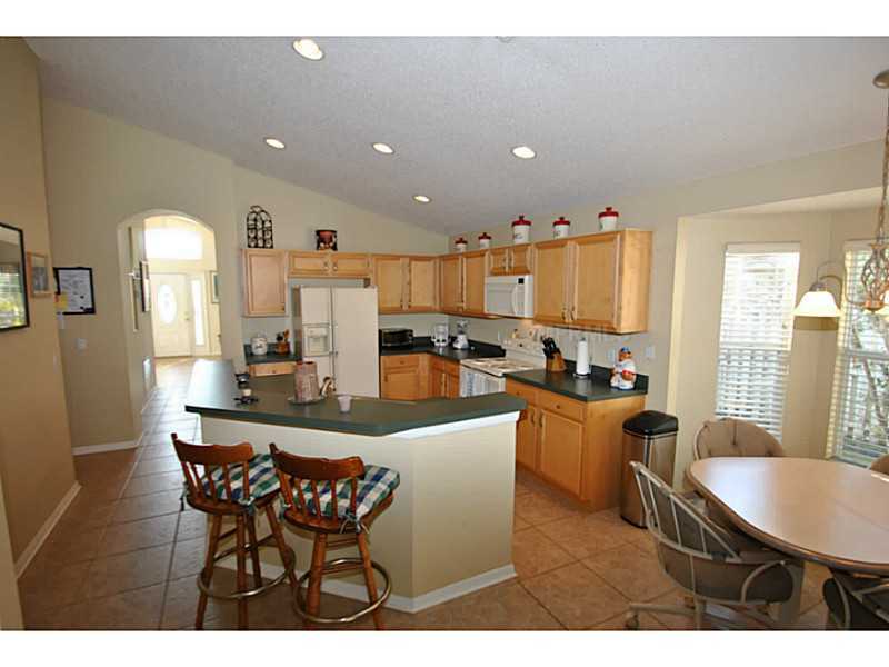 Property Photo:  427 Mickleton Loop  FL 34761 