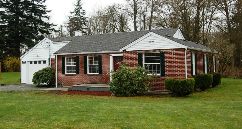 Property Photo: 3035 Cherrywood Ave WA 98225