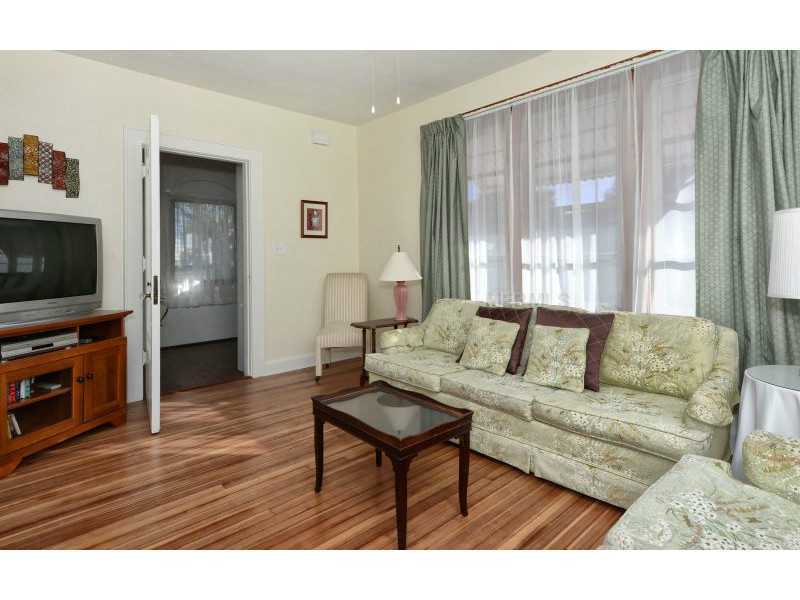 Property Photo: 4010 Swift Road FL 34231