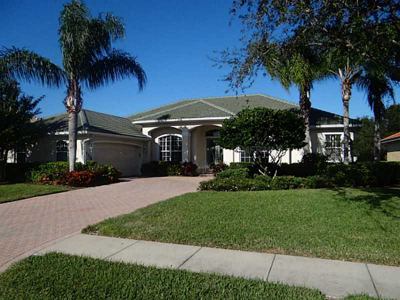 Property Photo:  6759 Coyote Ridge Court  FL 34201 