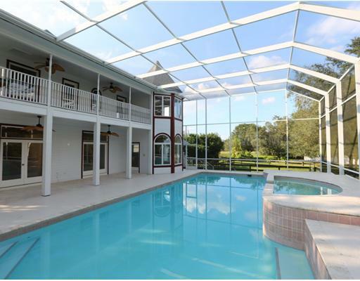 Property Photo:  2501 Bern Creek Loop  FL 34240 