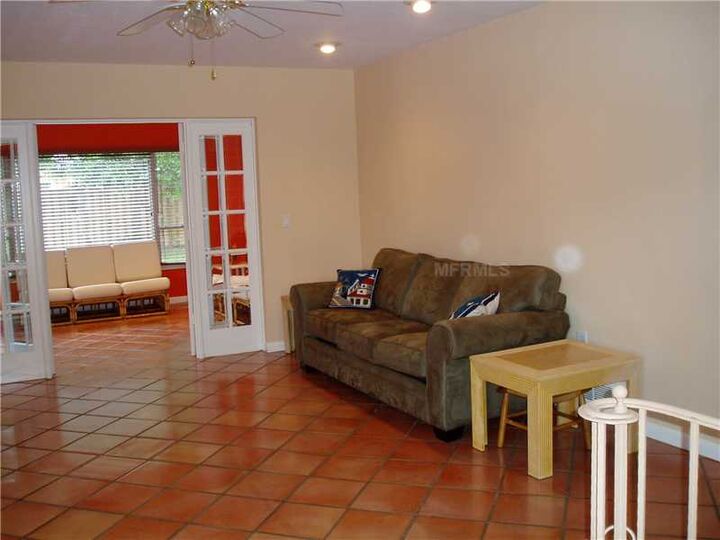 Property Photo:  2557 Tulip Street  FL 34239 