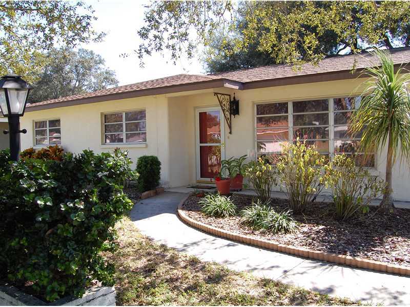 Property Photo:  2314 Sunnyside Lane  FL 34239 