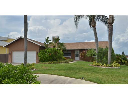 Property Photo:  6315 Lake Sunrise Drive  FL 33572 