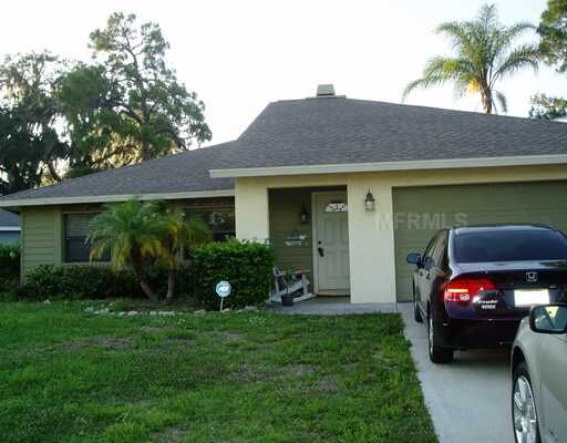 Property Photo: 4607 31st Street Court E FL 34203