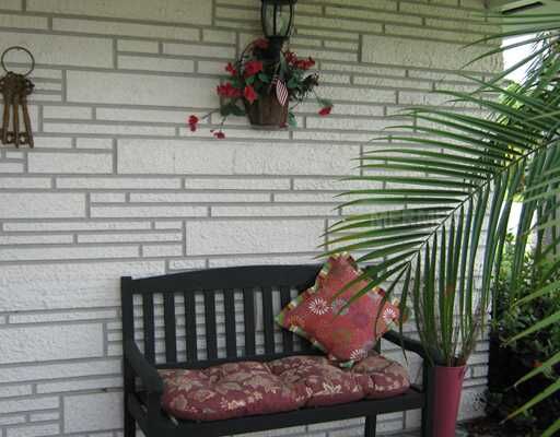 Property Photo:  2410 Bridgewater Lane  FL 34231 