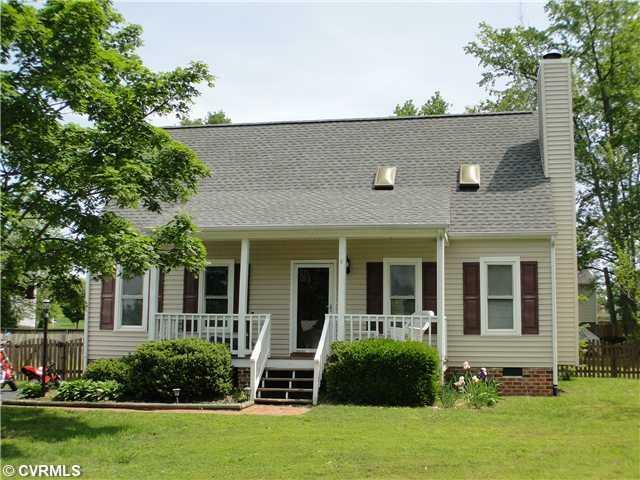 Property Photo:  7414 Kelshire Trace  VA 23111 