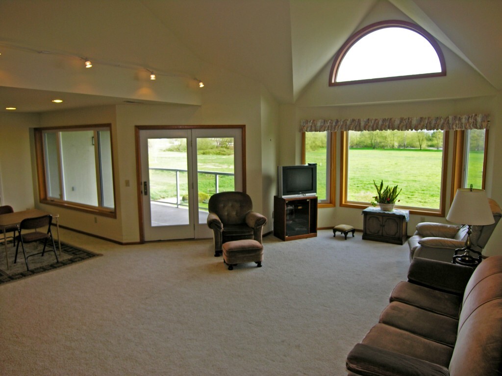 Property Photo: 901 Judson St 203 WA 98264
