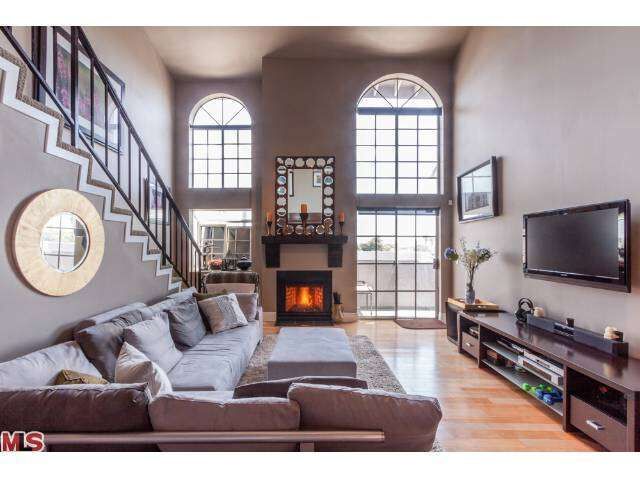 Property Photo:  12016 Washington Pl 317  CA 90066 